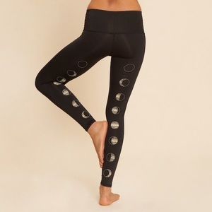 Teeki moon dance hot yoga pants black sz Small